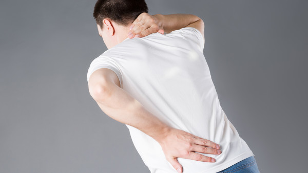 頸椎會(huì)引起腰椎間盤(pán)突出嗎