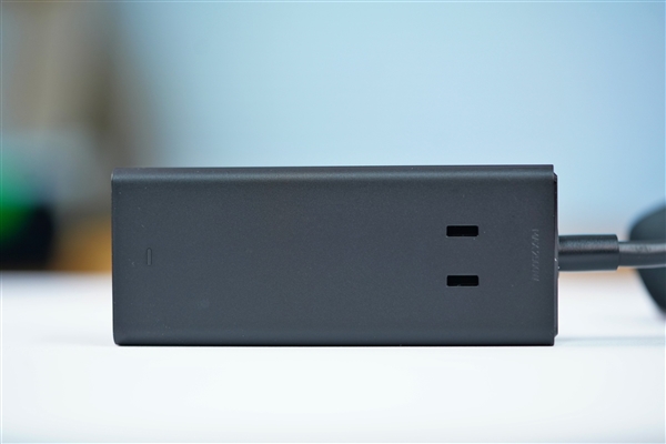 七合一接口！小米67W桌面快充插座Pro圖賞