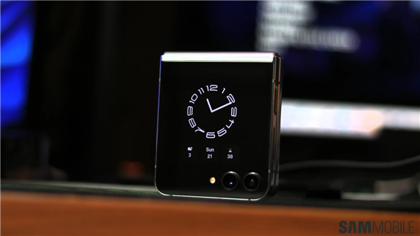 全球首款驍龍8 Gen3小折疊！三星Galaxy Z Flip6/Fold6蓄勢待發(fā)