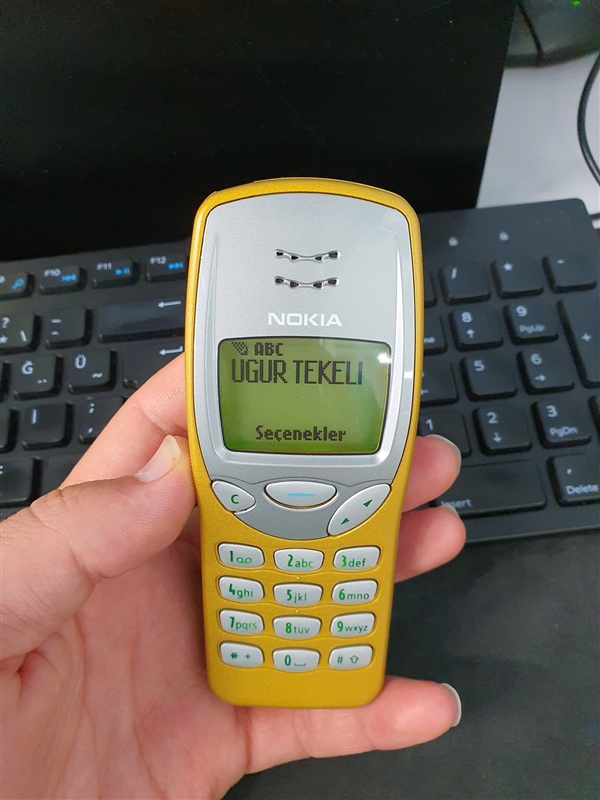 夢(mèng)回1999！新款諾基亞3210諜照曝光：經(jīng)典復(fù)古設(shè)計(jì)