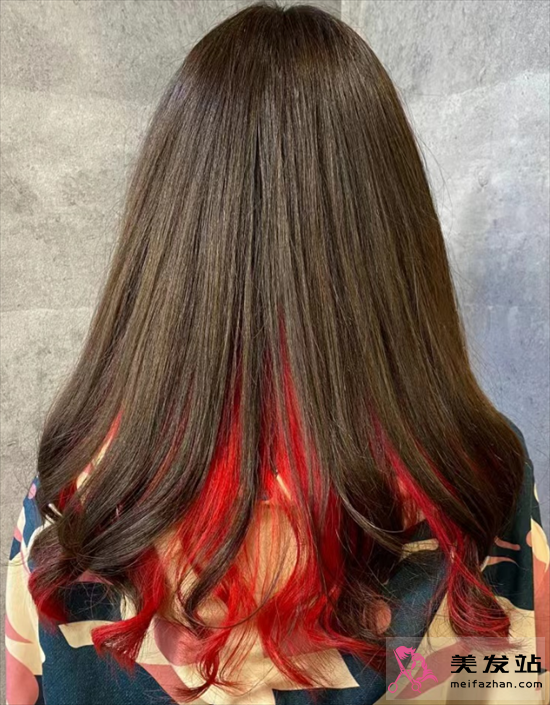 低調(diào)內(nèi)斂隱藏染 與眾不同又個性 低調(diào)內(nèi)斂隱藏染 與眾不同又個性