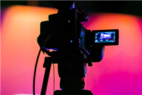 吃飯理發(fā)被直播 顧客成商家引流工具