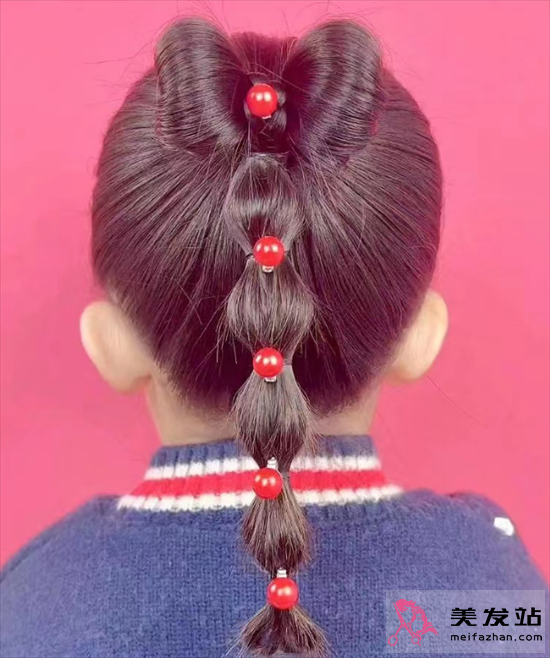 小女孩氣質編發(fā) 甜酷個性又吸睛