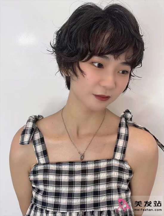 日系簡(jiǎn)單短發(fā) 利落清新好打理