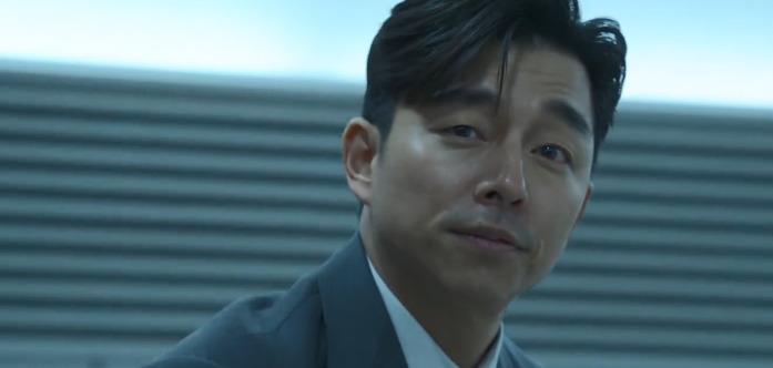 魷魚游戲警察死了沒，魷魚游戲大結(jié)局警察墜海 16