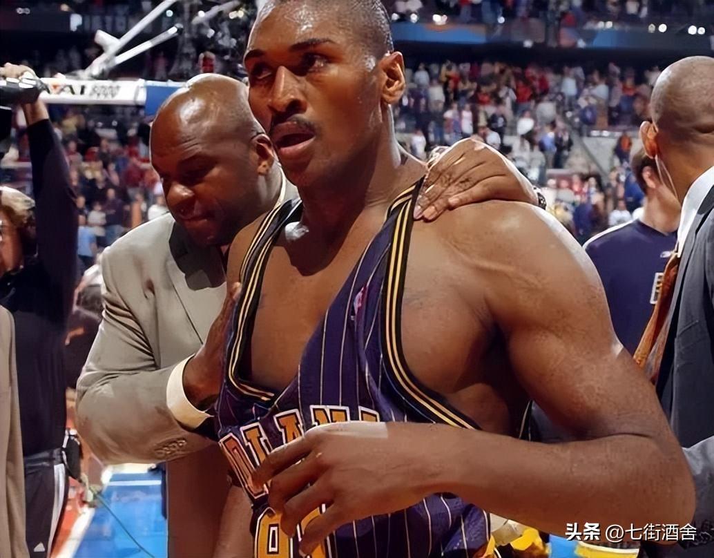 nba球員睡過的中國女星，慘被男友家暴至肛裂 24