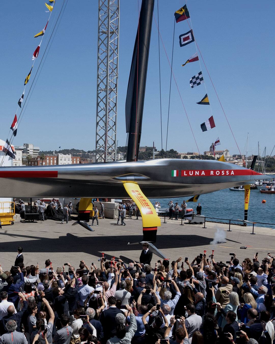 歷經(jīng)七年精心研發(fā)，沛納海呈現(xiàn)開創(chuàng)性Ti-Ceramitech?材質(zhì)