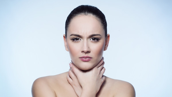 扁桃體口腔結石怎么去除