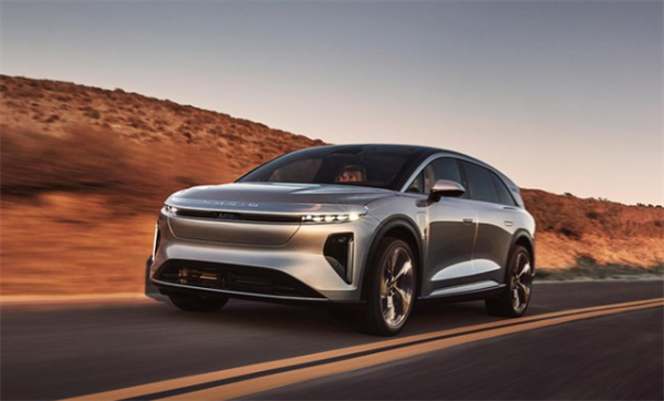 Lucid首席執(zhí)行官：中國電動車落后特斯拉很多年