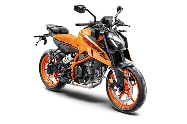3萬(wàn)9千8！全新KTM 390 DUKE上市：?jiǎn)胃姿臎_程可彈射起步