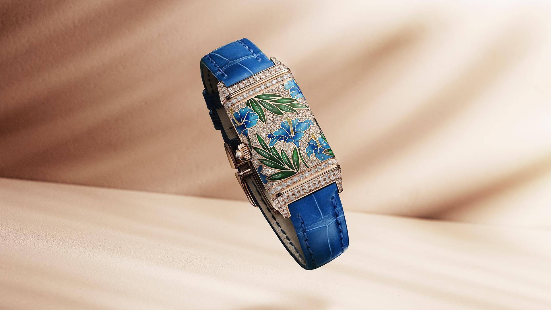 以靈動(dòng)之藝詮釋REVERSO翻轉(zhuǎn)系列的裝飾藝術(shù)精神 REVERSO ONE‘PRECIOUS FLOWERS’翻轉(zhuǎn)系列珍稀花卉腕表 再添三款臻美新作