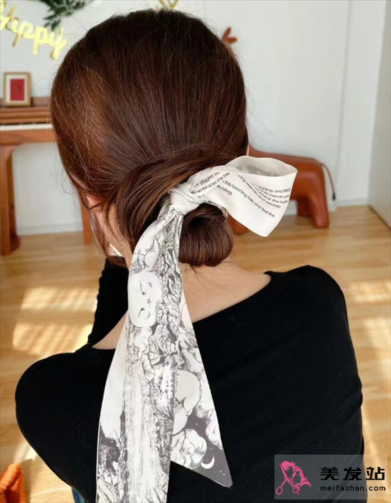 夏季人氣絲巾發(fā)型 時髦洋氣巨好看 夏季人氣絲巾發(fā)型 時髦洋氣巨好看
