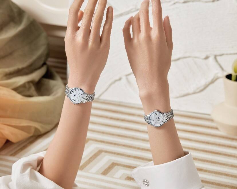 浪琴表全新博雅系列月相腕表，彰顯女性優(yōu)雅風(fēng)采