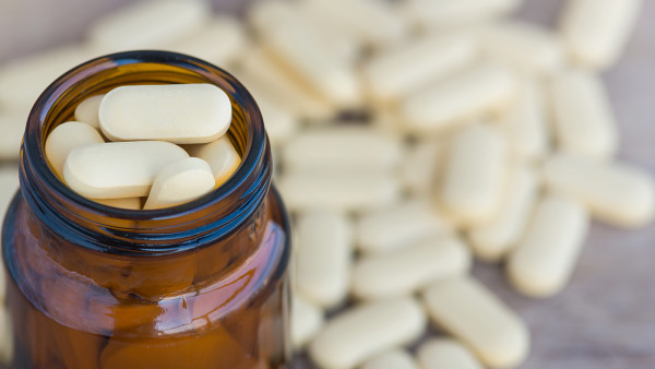 阿奇霉素腸溶膠囊治療腎炎嗎？