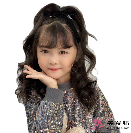 小女孩百變?cè)l(fā) 五一國(guó)慶發(fā)型推薦