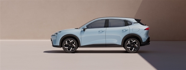 饋電油耗4.86升！寶駿云海插混版動(dòng)力曝光：續(xù)航可達(dá)600km