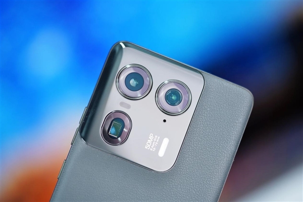 moto首款A(yù)I旗艦！moto X50 Ultra圖賞