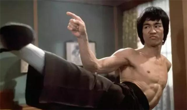 李小龍電影《小龍》來了：編劇是李小龍女兒