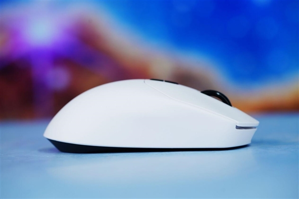 原相3398傳感器、180小時(shí)續(xù)航 雷柏VT1 PRO鼠標(biāo)圖賞