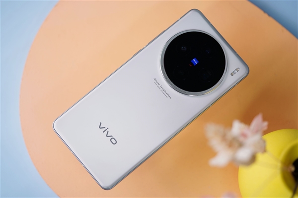 vivo強(qiáng)直屏旗艦！vivo X100s圖賞