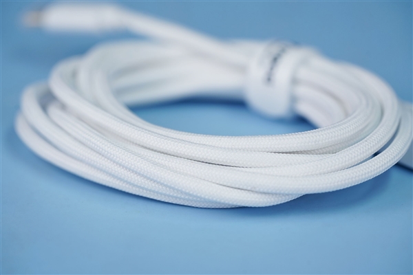 原相3398傳感器、180小時(shí)續(xù)航 雷柏VT1 PRO鼠標(biāo)圖賞