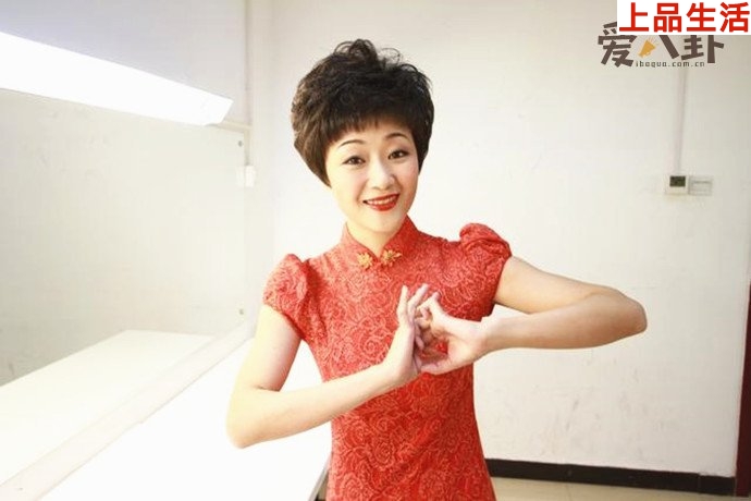 小品演員郭月照片