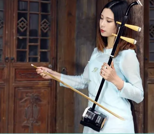 二胡十大名曲，《二泉映月》實(shí)至名歸，劉天華多曲上榜