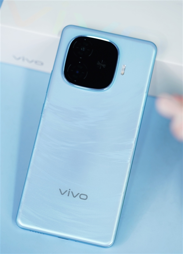 6000mAh超大電池！vivo Y200 GT圖賞