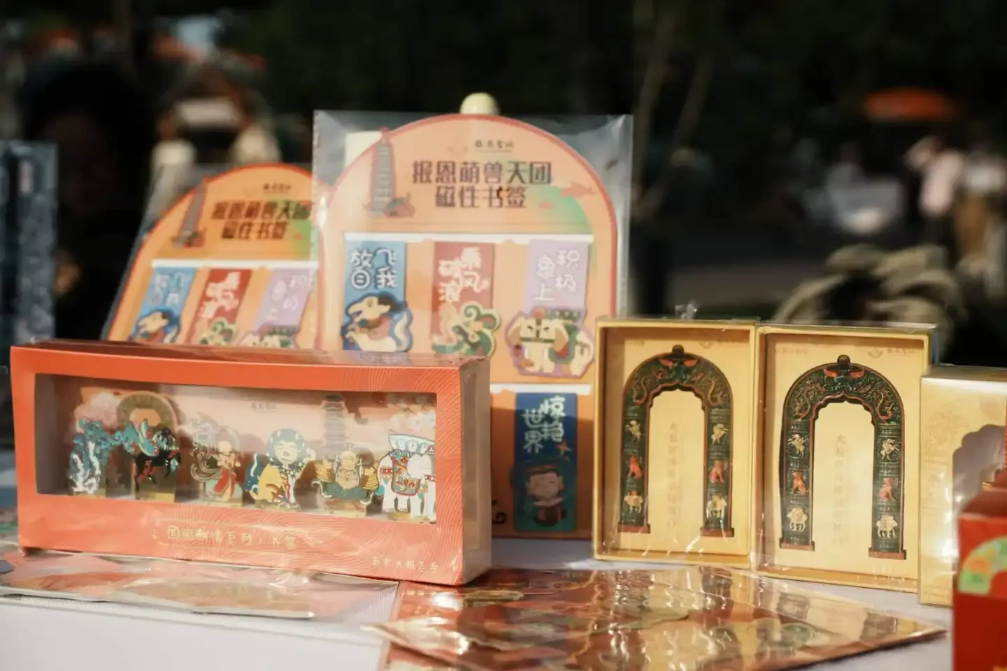 一站式玩轉(zhuǎn)環(huán)湖！“玄武湖畔·夜美金陵嘉年華”開幕