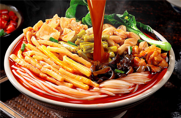 火車經(jīng)過廣西柳州 可以點螺螄粉嗎 12306回應(yīng)