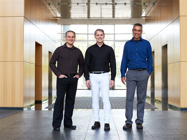 微軟再次穩(wěn)操勝券