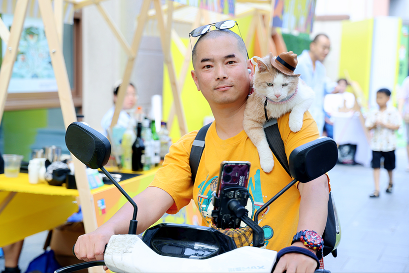 萌寵云集！五月的玉林東路可愛值“爆表”！