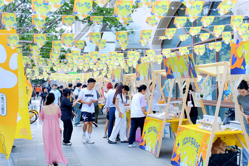 萌寵云集！五月的玉林東路可愛值“爆表”！