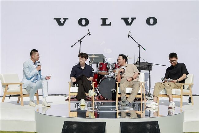 小而強(qiáng)大，音人入勝｜網(wǎng)易云音樂攜手沃爾沃EX30打造至純聽覺盛宴