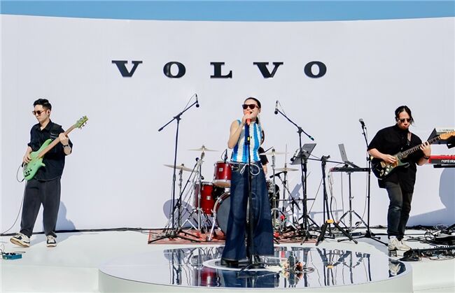 小而強(qiáng)大，音人入勝｜網(wǎng)易云音樂攜手沃爾沃EX30打造至純聽覺盛宴