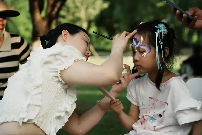 “玄武湖畔·夜美金陵嘉年華”正式開幕，共賞“博物之春”