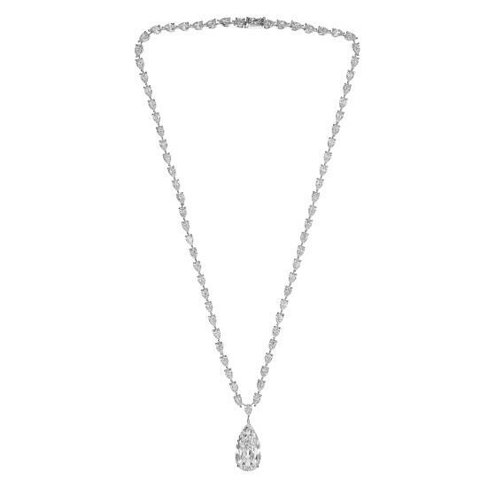 熠熠群星佩戴Chopard蕭邦臻品杰作 亮相第77屆戛納電影節(jié)保羅·施拉德（Paul Schrader）執(zhí)導(dǎo)電影《噢，加拿大》（Oh,Canada）首映禮