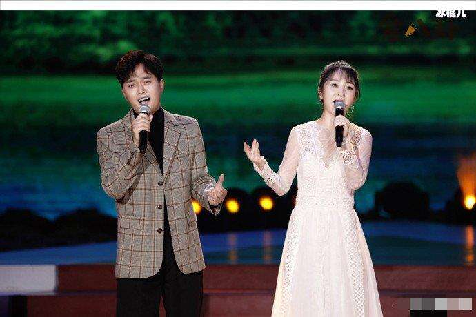 郭津彤老公,云飛個人資料