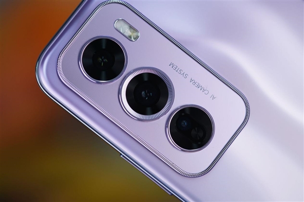 天璣9200+星速版加持！OPPO Reno12 Pro圖賞