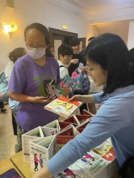 “花開(kāi)四季”演唱會(huì) 烏蘭圖雅攜手烏拉蓋草原為觀眾準(zhǔn)備的禮物太貼心了