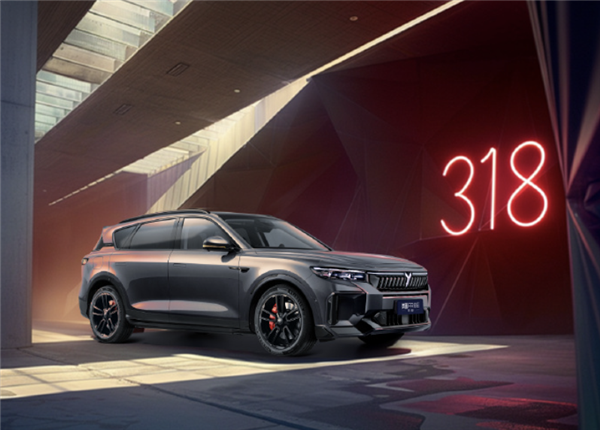 續(xù)航提升、新增后驅(qū)版本！嵐圖FREE 318官圖發(fā)布：5月30日預(yù)售