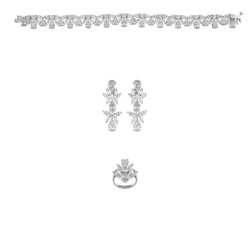 演員楊冪佩戴Chopard蕭邦珠寶臻品出席“W戛納電影之夜”活動(dòng)