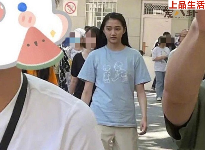 關(guān)曉彤新劇路透照曝光 