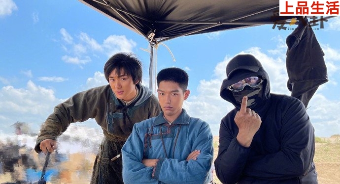 爾冬升發(fā)文怒斥某演員軋戲