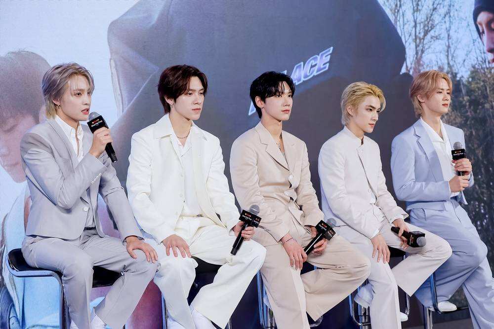 威神V強勢歸來！新專輯《Give Me That》媒體見面會在北京順利舉辦