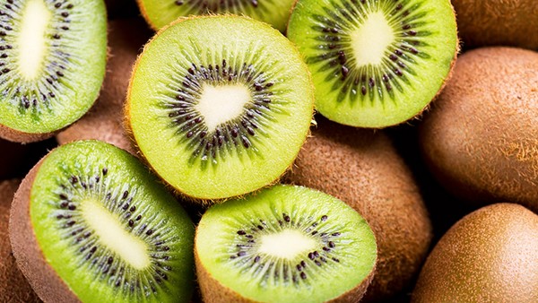 過敏性鼻炎不能吃什么呢