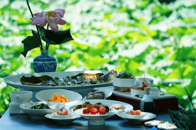 龍舟花燈船、非遺游園會、限定五黃宴……烏鎮(zhèn)景區(qū)端午活動上新