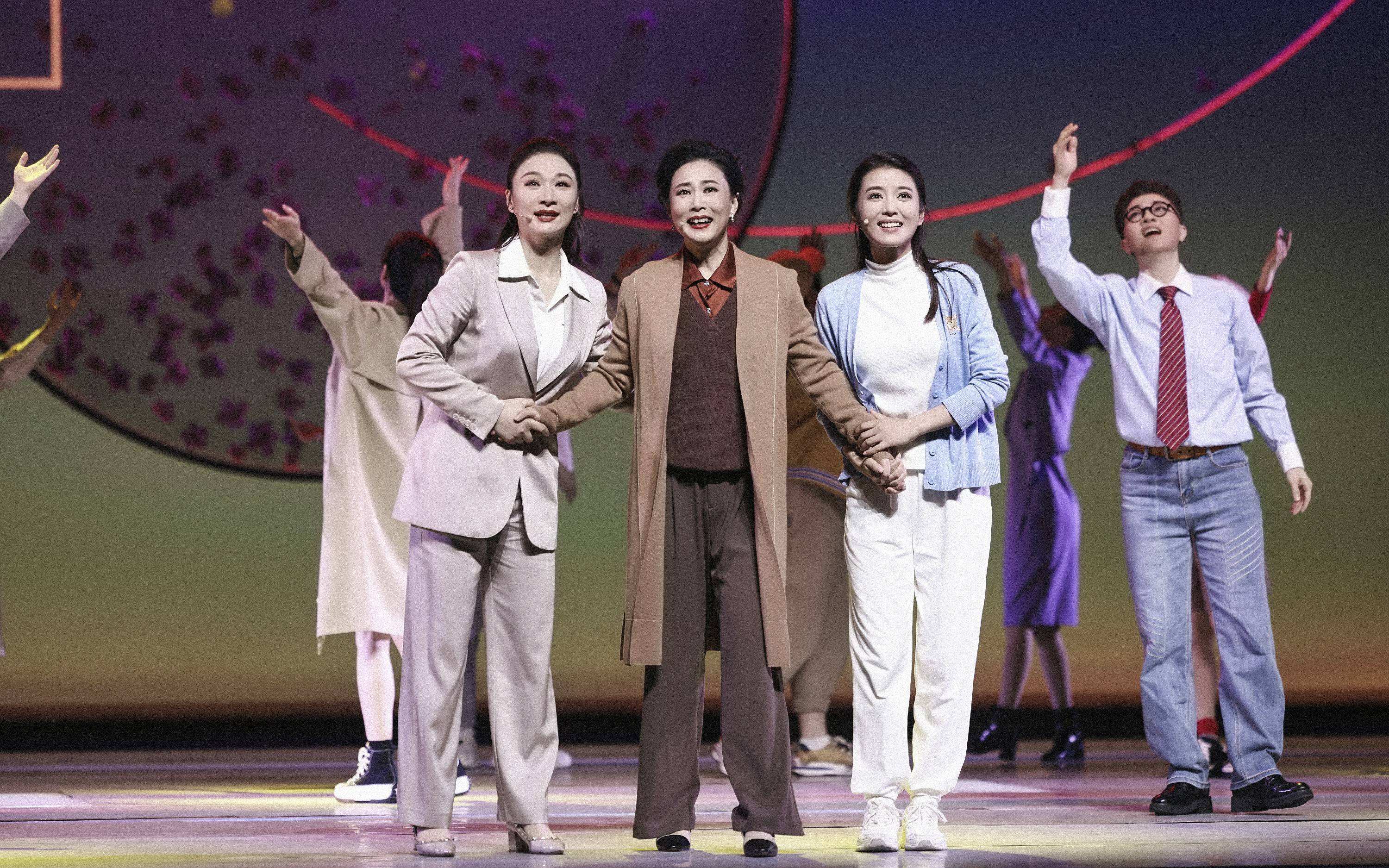 “蘇秦”攜“錢塘里”登陸上海灘