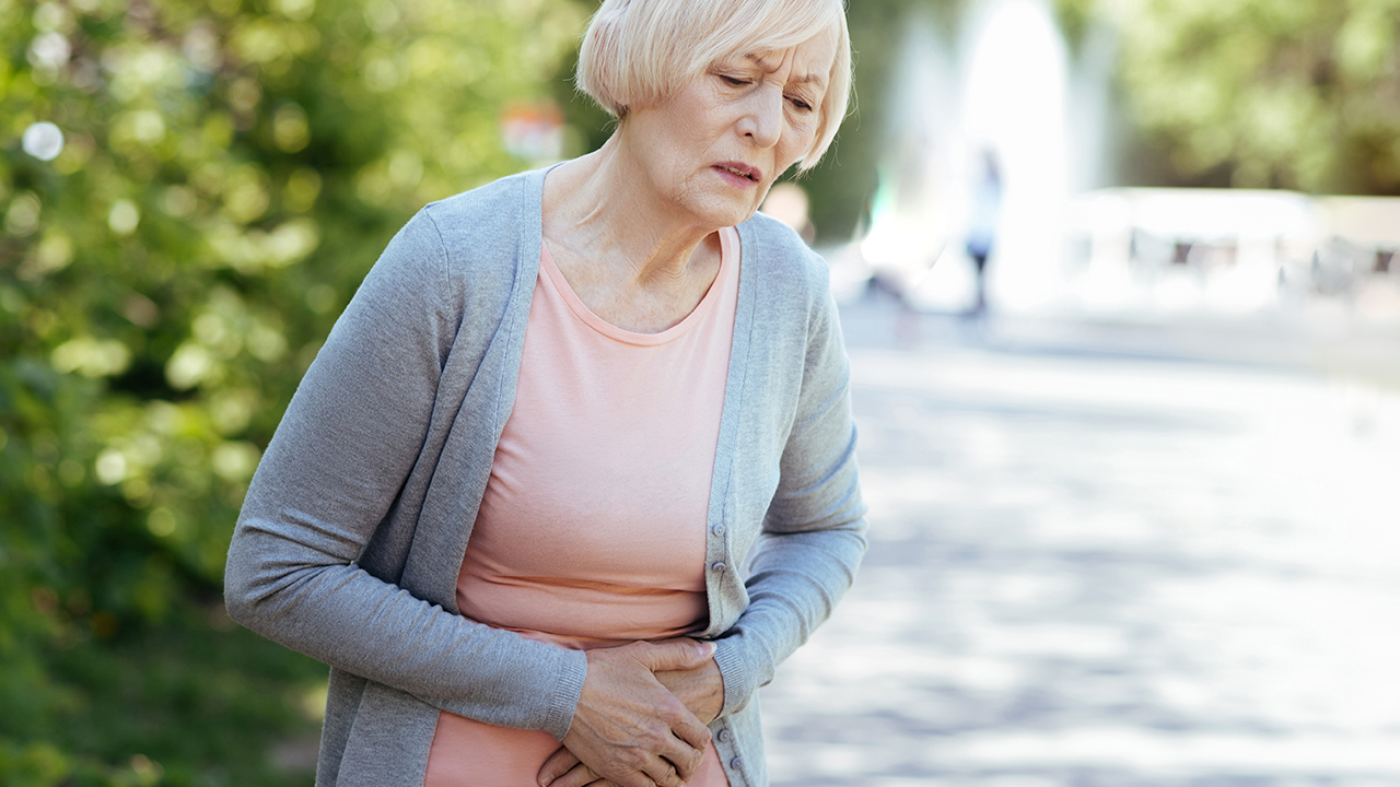 反流性喉炎晚上咳嗽加重