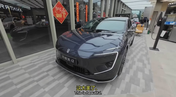 加拿大博主體驗中國電動汽車后感慨：我們在北美被車企宰了